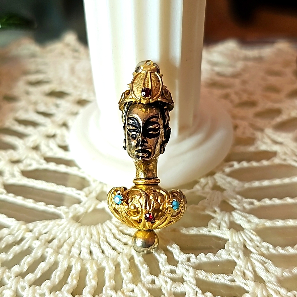 *** Sold***Vintage Antique Embellished Blackamoor Brooch